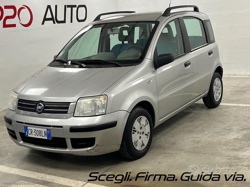 Usata Fiat Panda 60 CV (44 kW) 2005 Argento Berlina