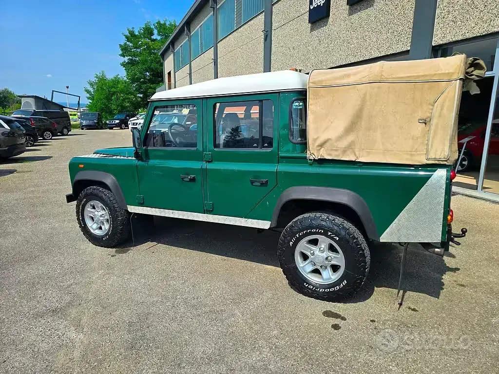 Usata Land Rover Defender 122 CV (89 kW) 2002 Verde SUV