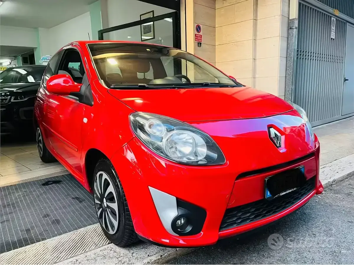 Gebraucht Renault Twingo 58 PS (42 kW) 2010 Rot Kleinwagen