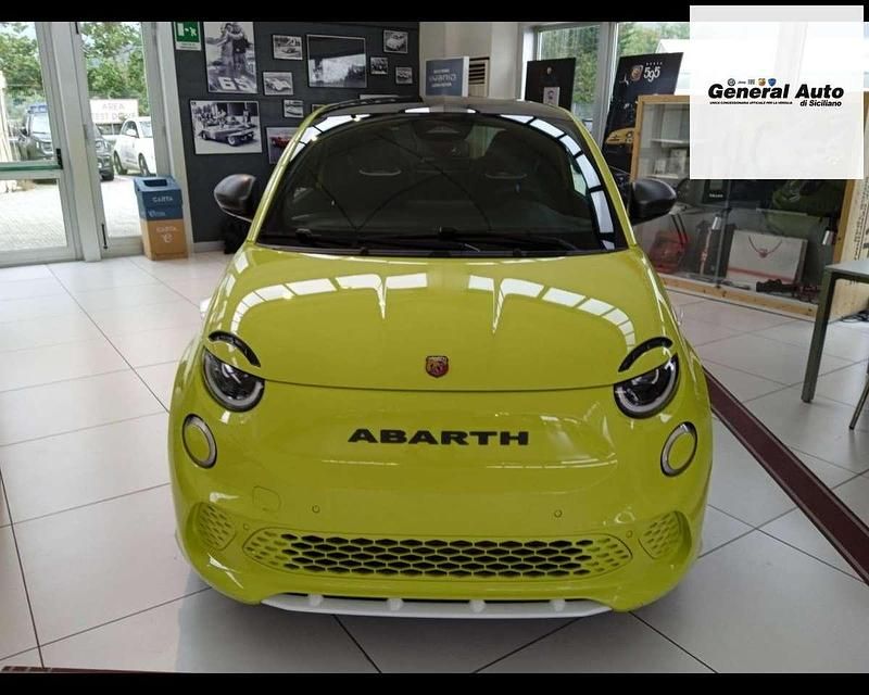 Usata Abarth 500e Turismo 114 kW (155 CV) 2023 Verde Utilitaria