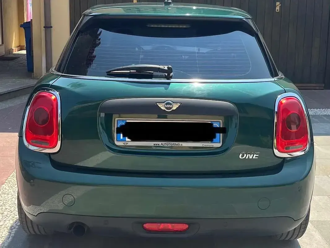 Usata Mini ONE 75 CV (55 kW) 2017 Verde Utilitaria