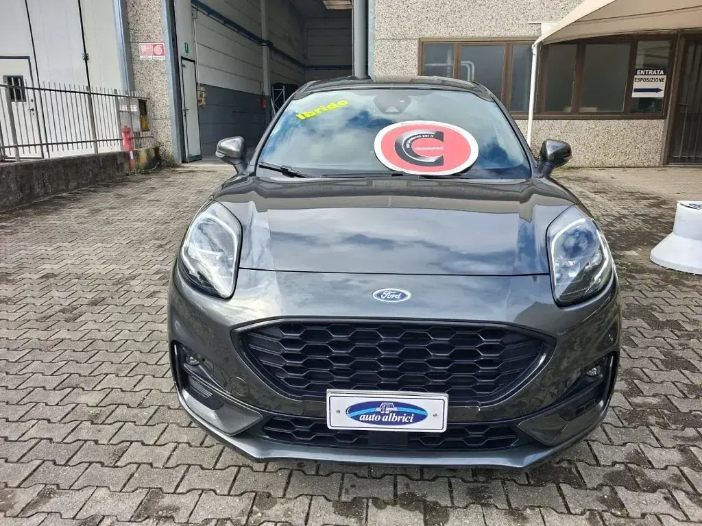 Usata Ford Puma ST-Line 125 CV (91 kW) 2024 Metallizzato  grigio SUV