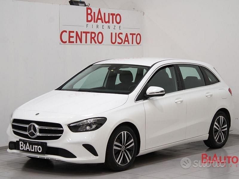 Usata Mercedes B180 136 CV (100 kW) 2021 Bianco Monovolume