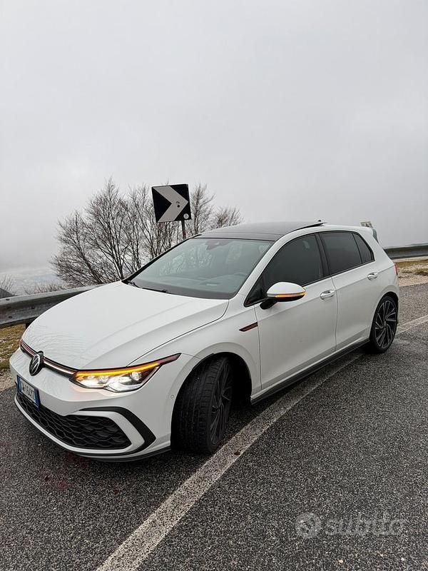 Usata VW Golf VIII GTI 340 CV (250 kW) 2023 Bianco Utilitaria