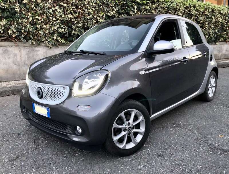 Usato 2017 Smart ForFour 1.0 Benzin 71 CV (12.500 €)