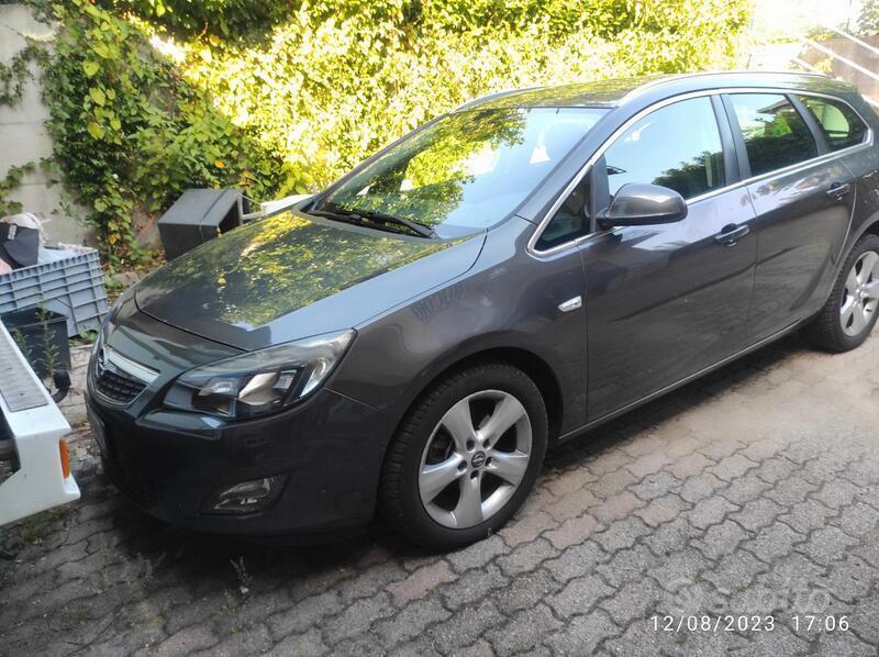 Usato 2011 Opel Astra 2.0 Diesel 160 CV (5.500 €)