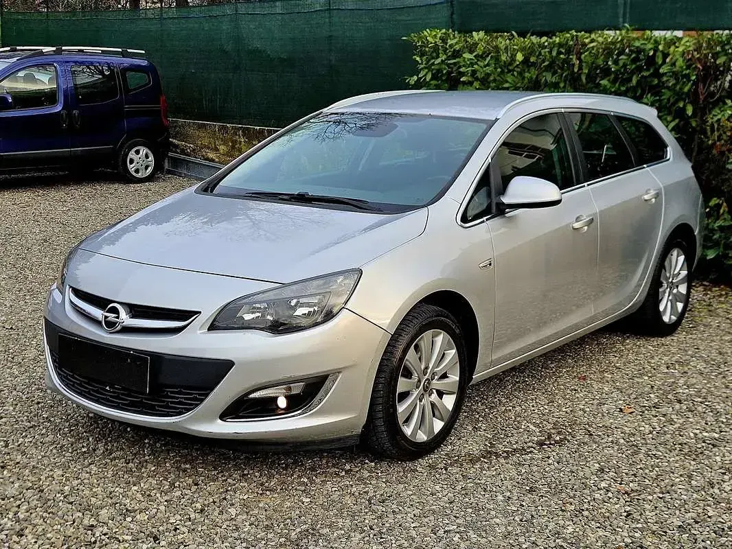 Usata Opel Astra S 110 CV (80 kW) 2016 Station wagon