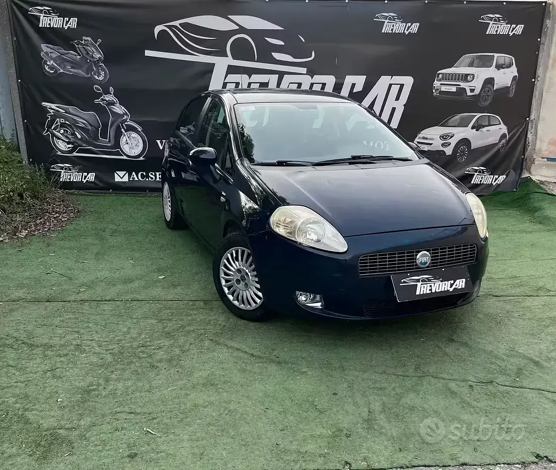 Usata Fiat Grande Punto Active 65 CV (47 kW) 2007 Bluazzurro Utilitaria