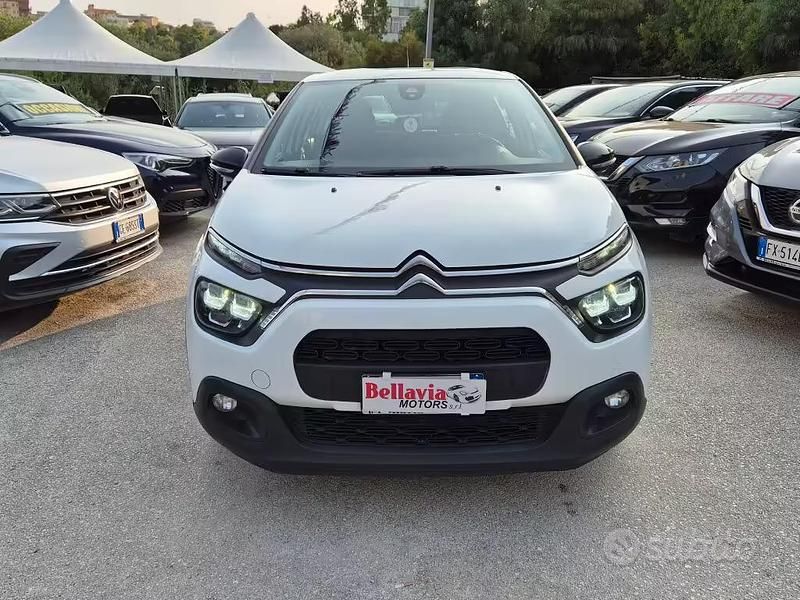 Usata Citroën C3 Feel 102 CV (75 kW) 2022 Bianco Utilitaria