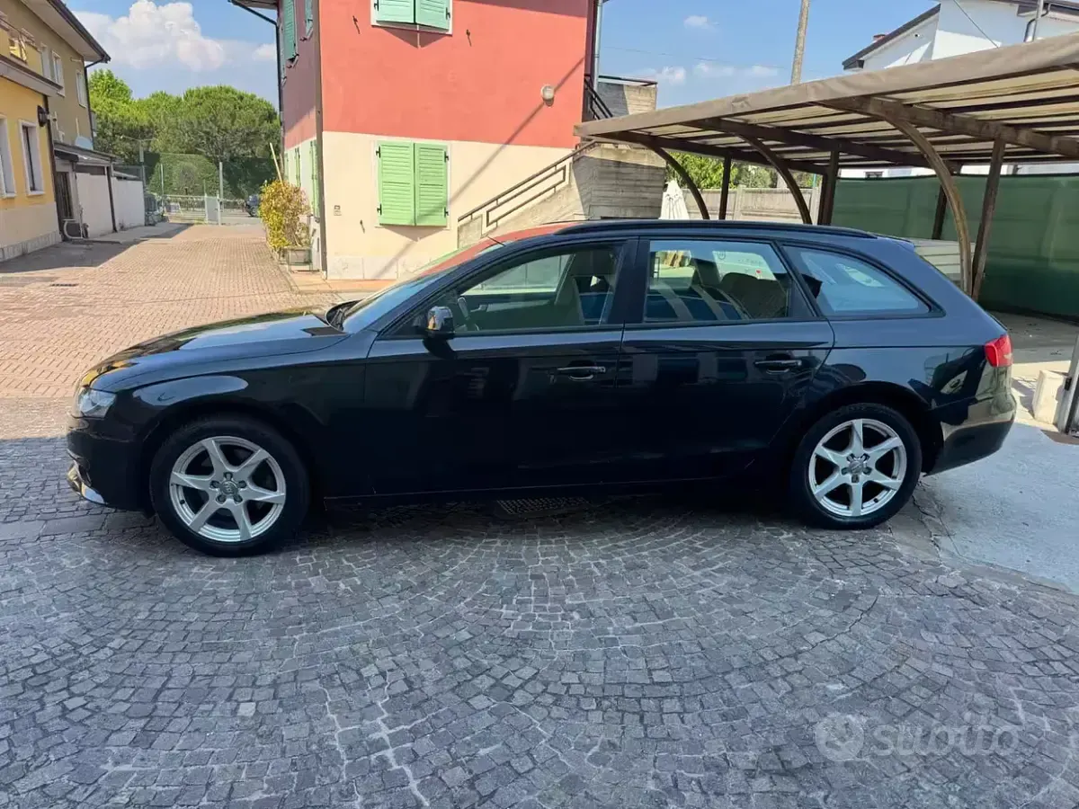 Usata Audi A4 Advanced Plus 143 CV (105 kW) 2011 Nero Station wagon
