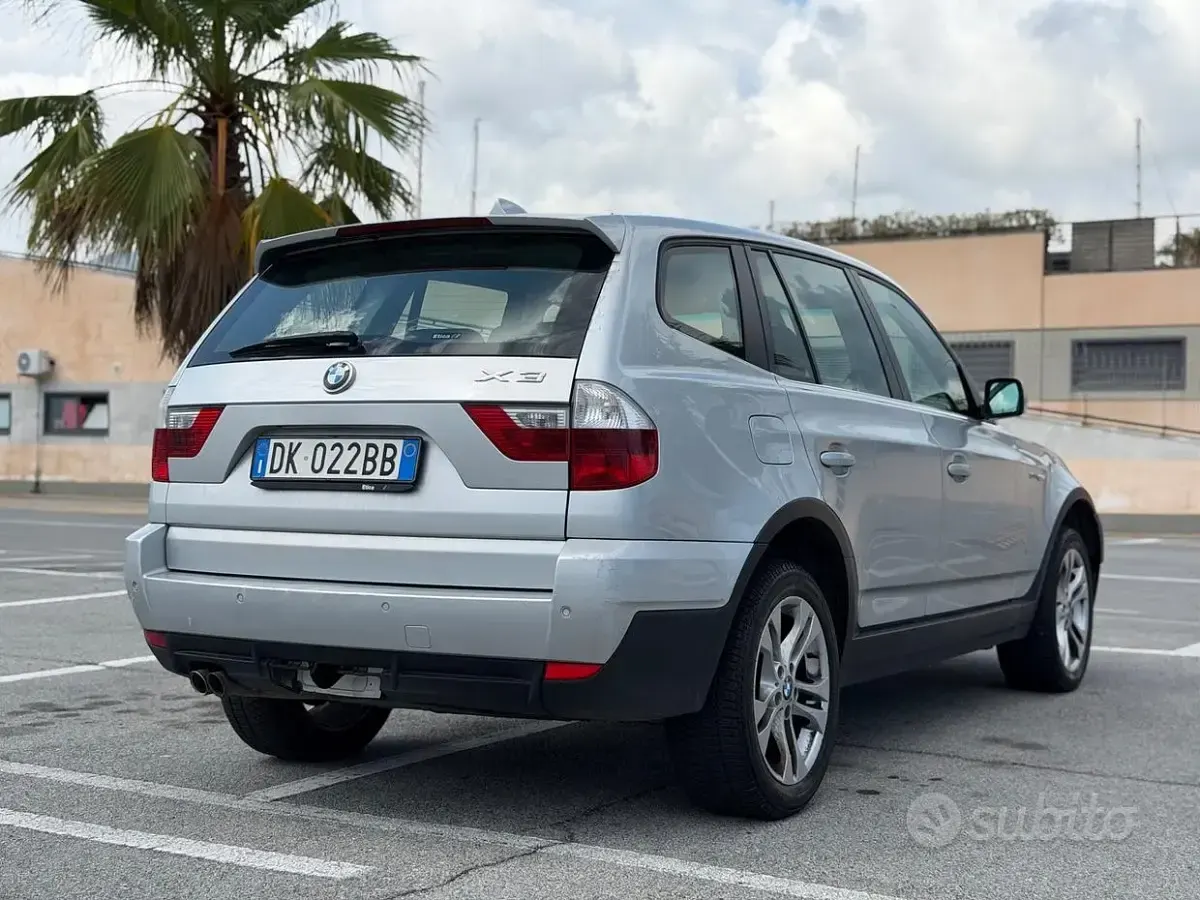 Usata BMW X3 218 CV (160 kW) 2007 Grigio SUV