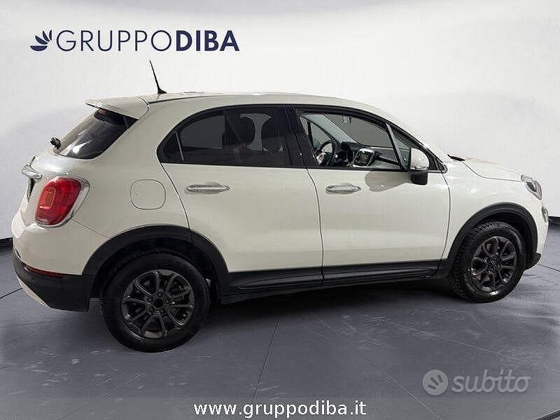 Usata Fiat 500X Pop Star 95 CV (69 kW) 2016 Bianco SUV