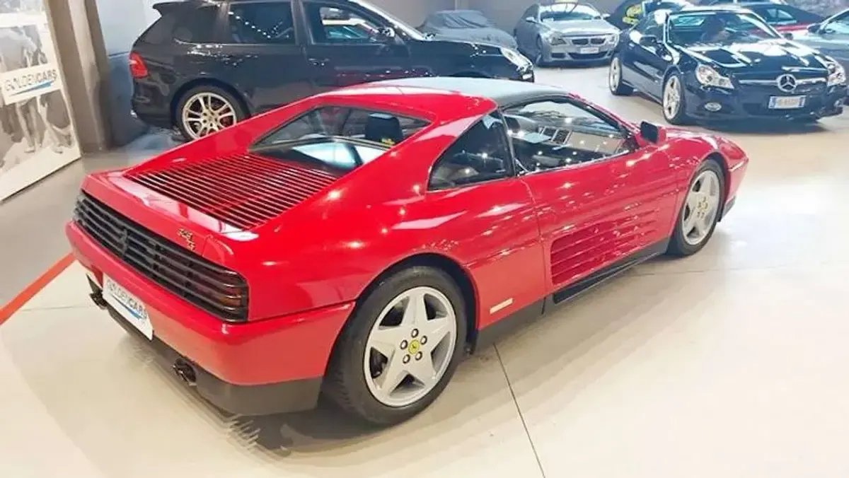 Usata Ferrari 348 300 CV (220 kW) 1992 Rosso