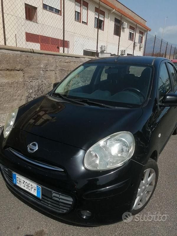 Usata Nissan Micra 80 CV (58 kW) 2011 Nero Utilitaria