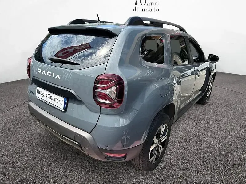 Usata Dacia Duster Journey 91 CV (66 kW) 2023 Grigio SUV