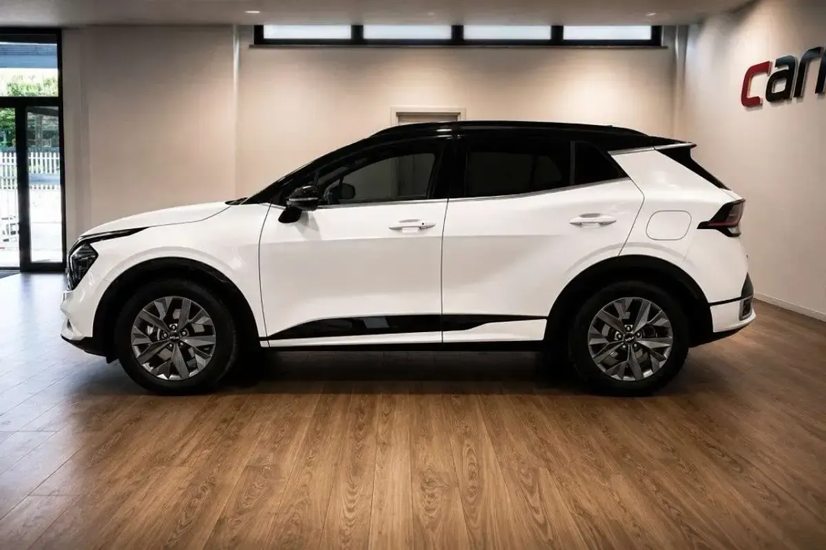 Usata Kia Sportage GT-Line 179 CV (131 kW) 2023 Bianco SUV
