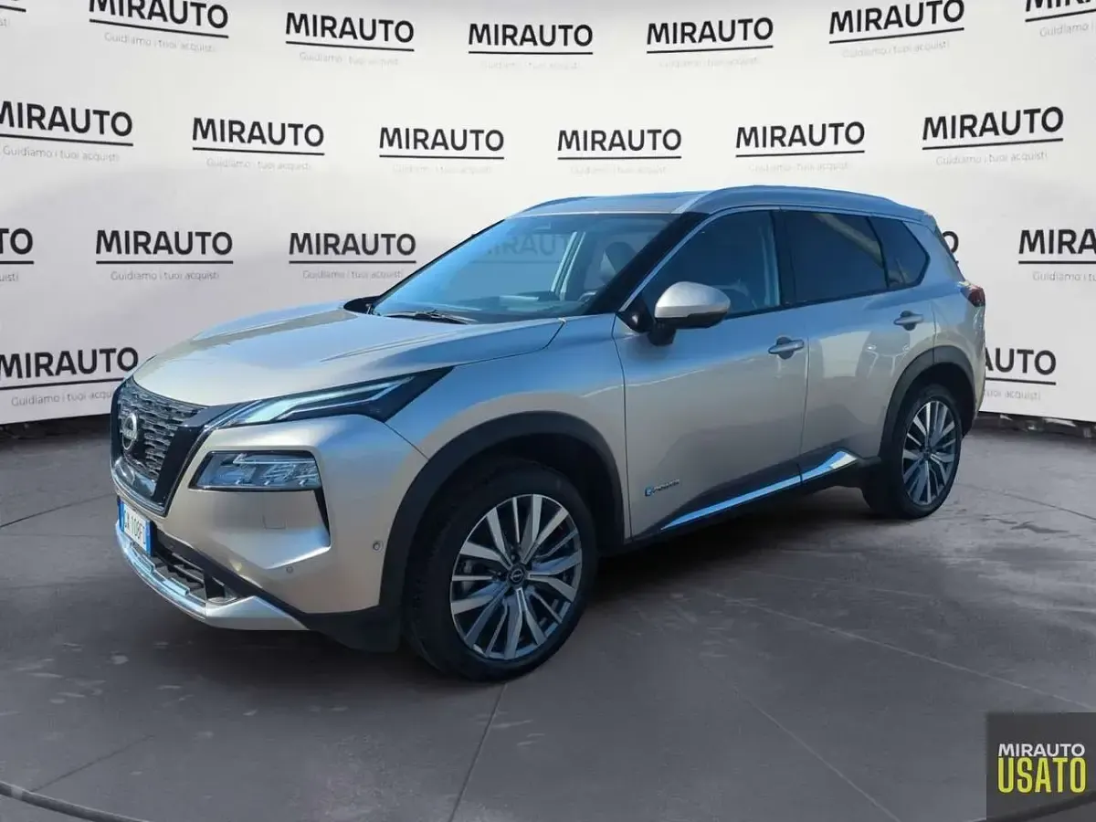 Usata Nissan X-Trail Tekna 213 CV (156 kW) 2024 Grigio SUV