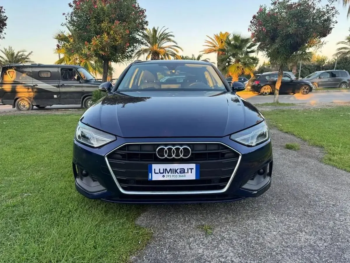 Usata Audi A4 Advanced Plus 136 CV (100 kW) 2022 Bluazzurro Station wagon