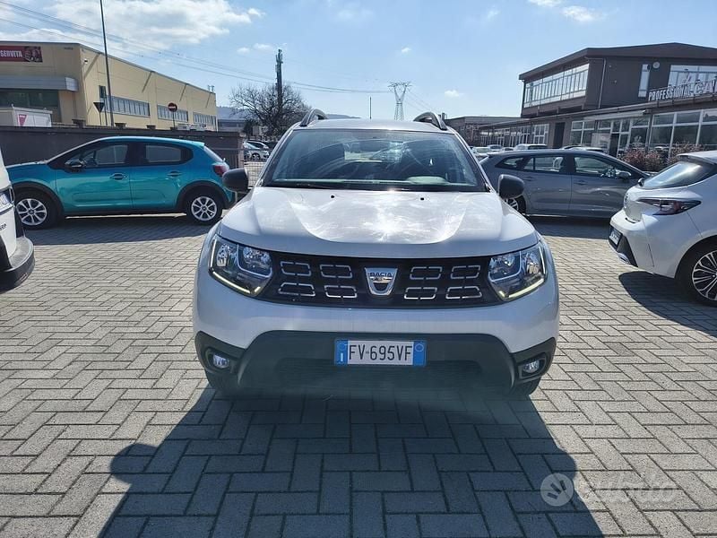 Usata Dacia Duster Essentiel 116 CV (85 kW) 2019 Bianco SUV