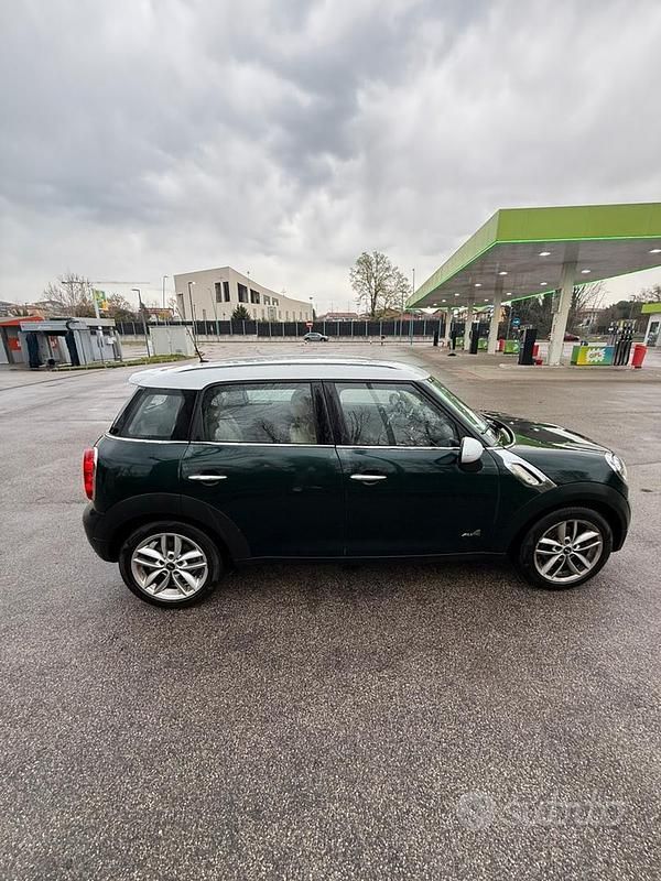 Usata Mini Cooper D Countryman 112 CV (82 kW) 2011 Verde SUV