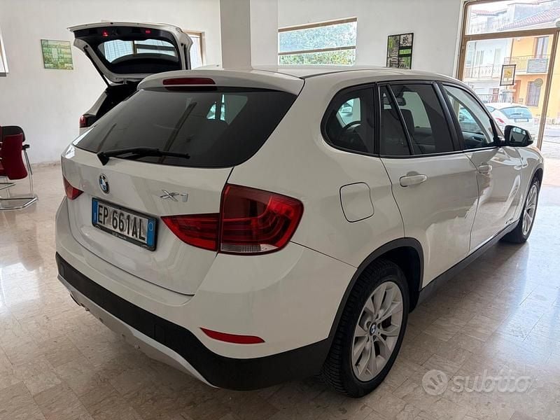 Usata BMW X1 Sport Line 143 CV (105 kW) 2013 Bianco SUV