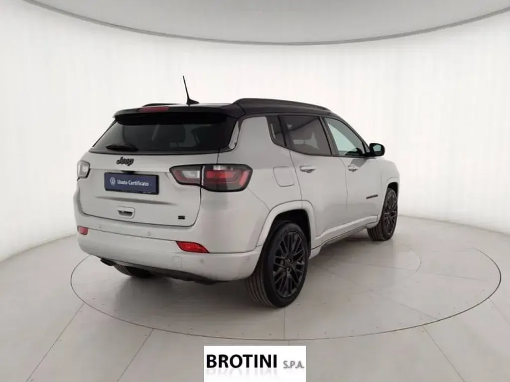 Usata Jeep Compass 120 CV (88 kW) 2021 Grigio SUV