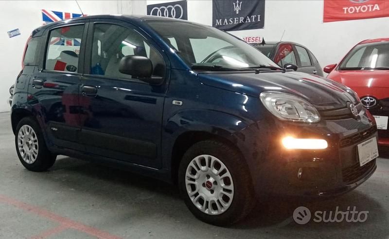 Usata Fiat Panda Easy 69 CV (50 kW) 2018 Blu Berlina