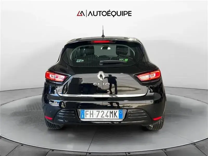 Usata Renault Clio Intens 90 CV (66 kW) 2017 Nero