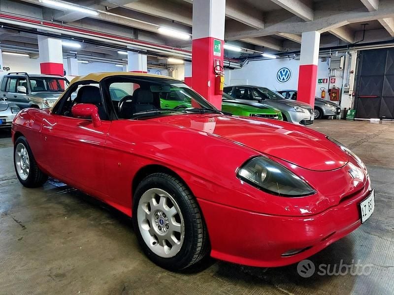 Käytetty Fiat Barchetta 131 HP (96 kW) 1998 Punainen Avoauto