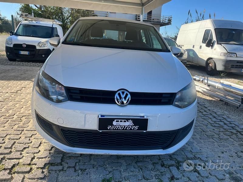 Usata VW Polo 59 CV (43 kW) 2014 Bianco Utilitaria