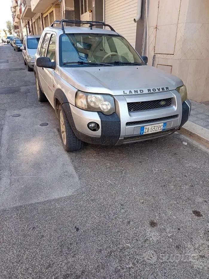 Usata Land Rover Freelander 111 CV (81 kW) 2005 Grigio SUV