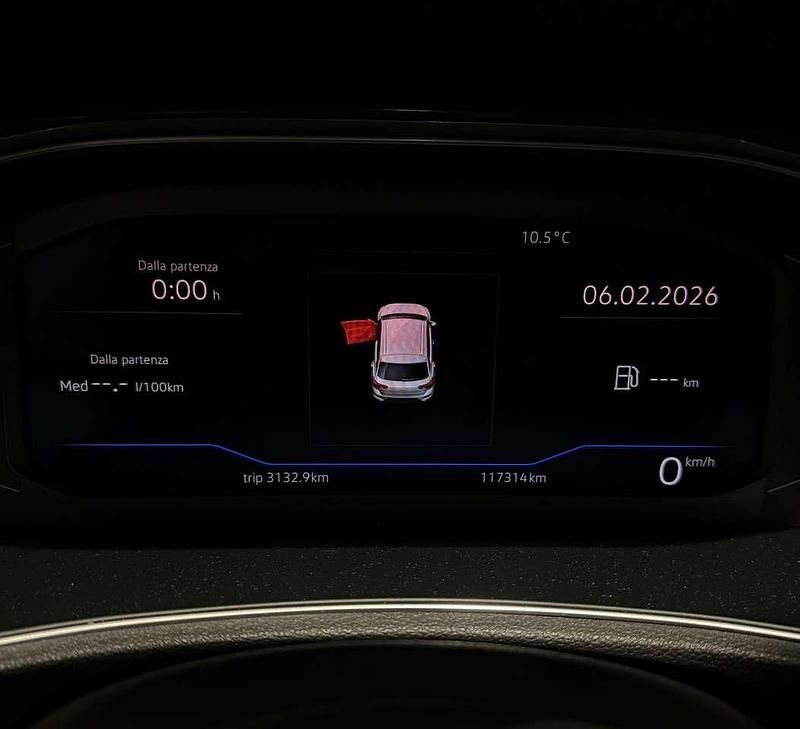 Usata VW T-Roc Advance 150 CV (110 kW) 2018 Grigio SUV