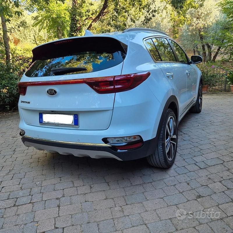 Usata Kia Sportage Style 115 CV (84 kW) 2021 Bianco SUV