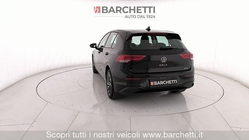 Usata VW Golf VIII Life 110 CV (80 kW) 2024 Nero Utilitaria