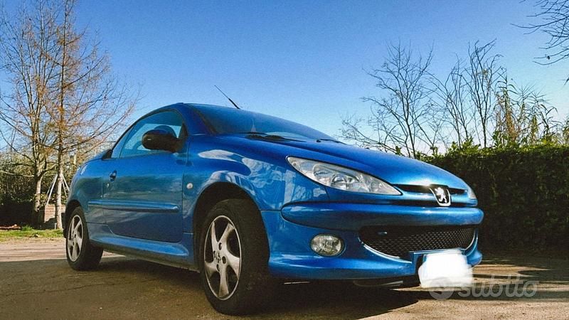 Usata Peugeot 206 CC 120 CV (88 kW) 2009 Blu Cabrio