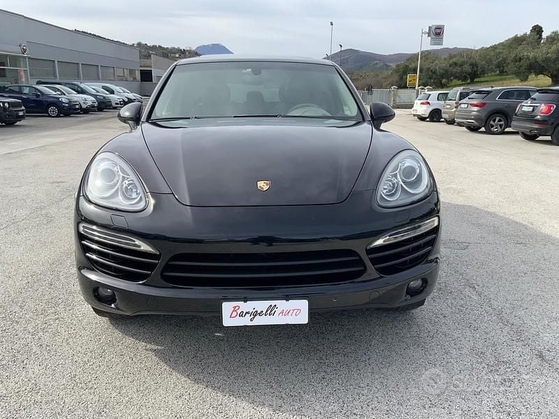 Usata Porsche Cayenne 245 CV (180 kW) 2011 Nero SUV