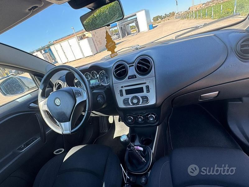 Usata Alfa Romeo MiTo 105 CV (77 kW) 2011 Bianco Utilitaria