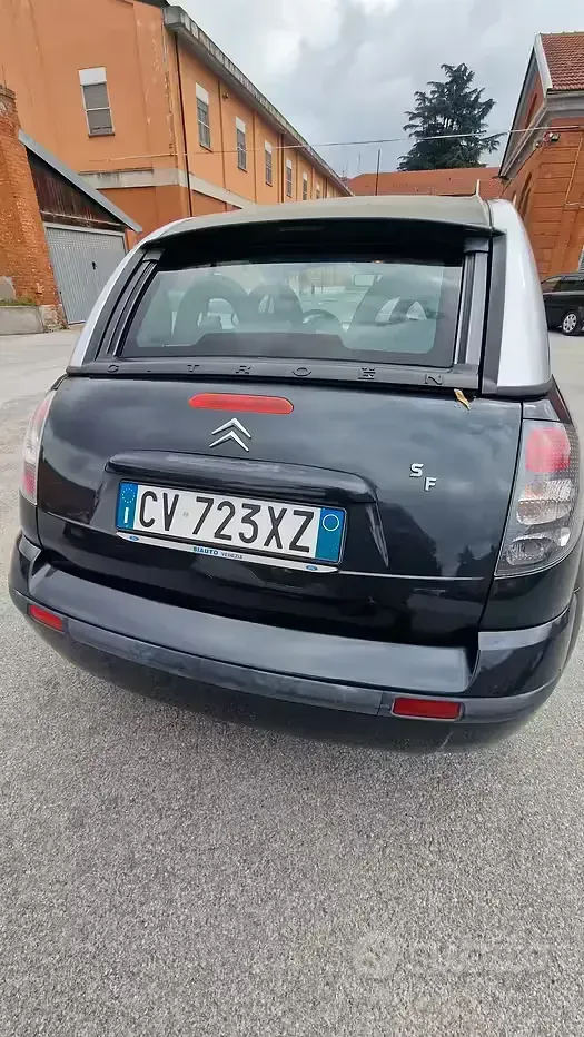 Begagnad Citroën C3 Pluriel 68 HK (50 kW) 2005 Blå Cab