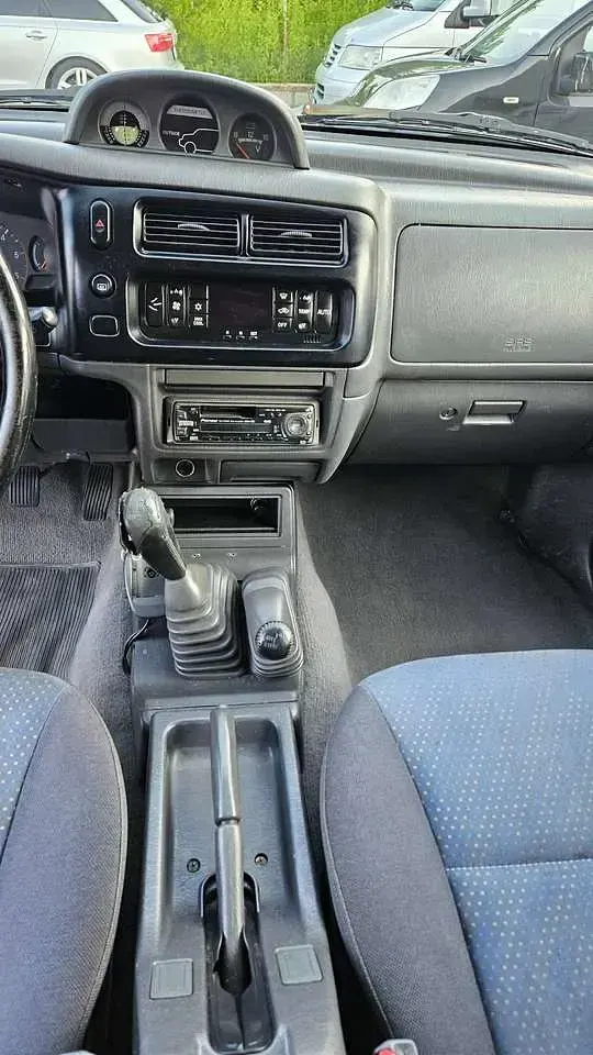 Usata Mitsubishi L200 116 CV (85 kW) 2002 Nero Pick-up
