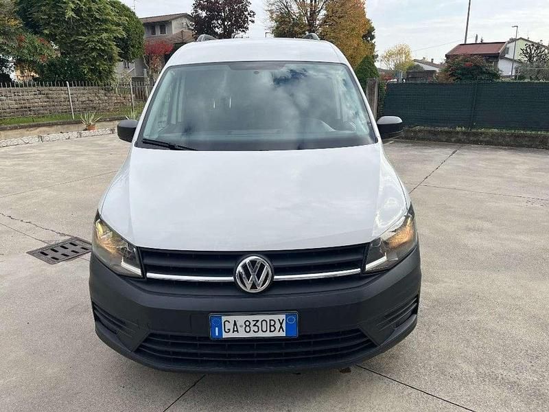 Usata VW Caddy Advance 102 CV (75 kW) 2020 Bianco Monovolume