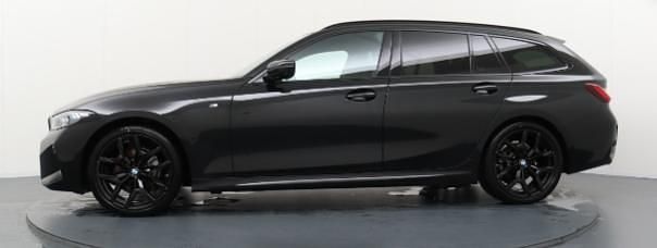 Usata BMW 320 M Sport 190 CV (139 kW) 2025 Saphirschwarz Station wagon