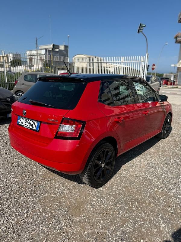 Usata Skoda Fabia Executive 75 CV (55 kW) 2016 Berlina