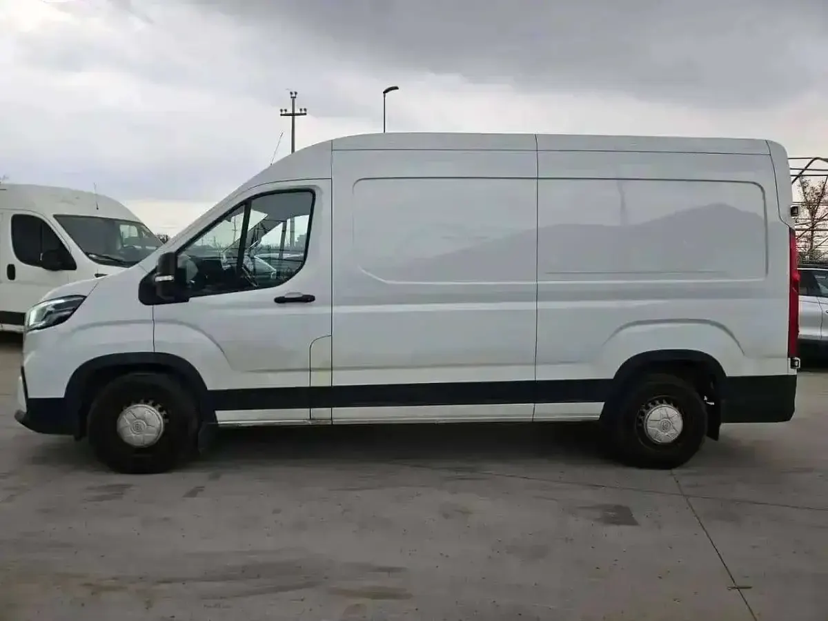 Usata Maxus V90 150 CV (110 kW) 2023 Bianco Furgone