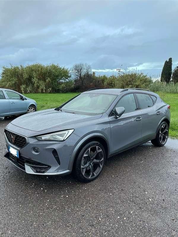 Grigio Usata 2021 Cupra Formentor SUV | 24.500 € (Buon prezzo) - Immagine 1/4