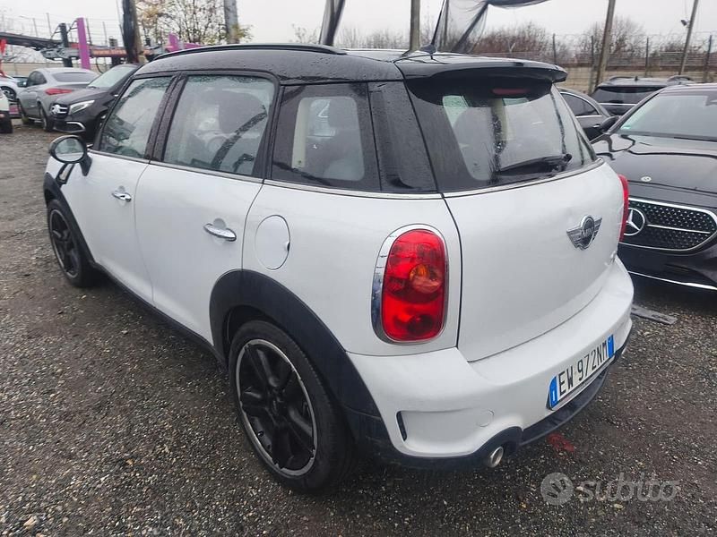 Usata Mini Cooper SD Countryman 142 CV (104 kW) 2011 Bianco SUV