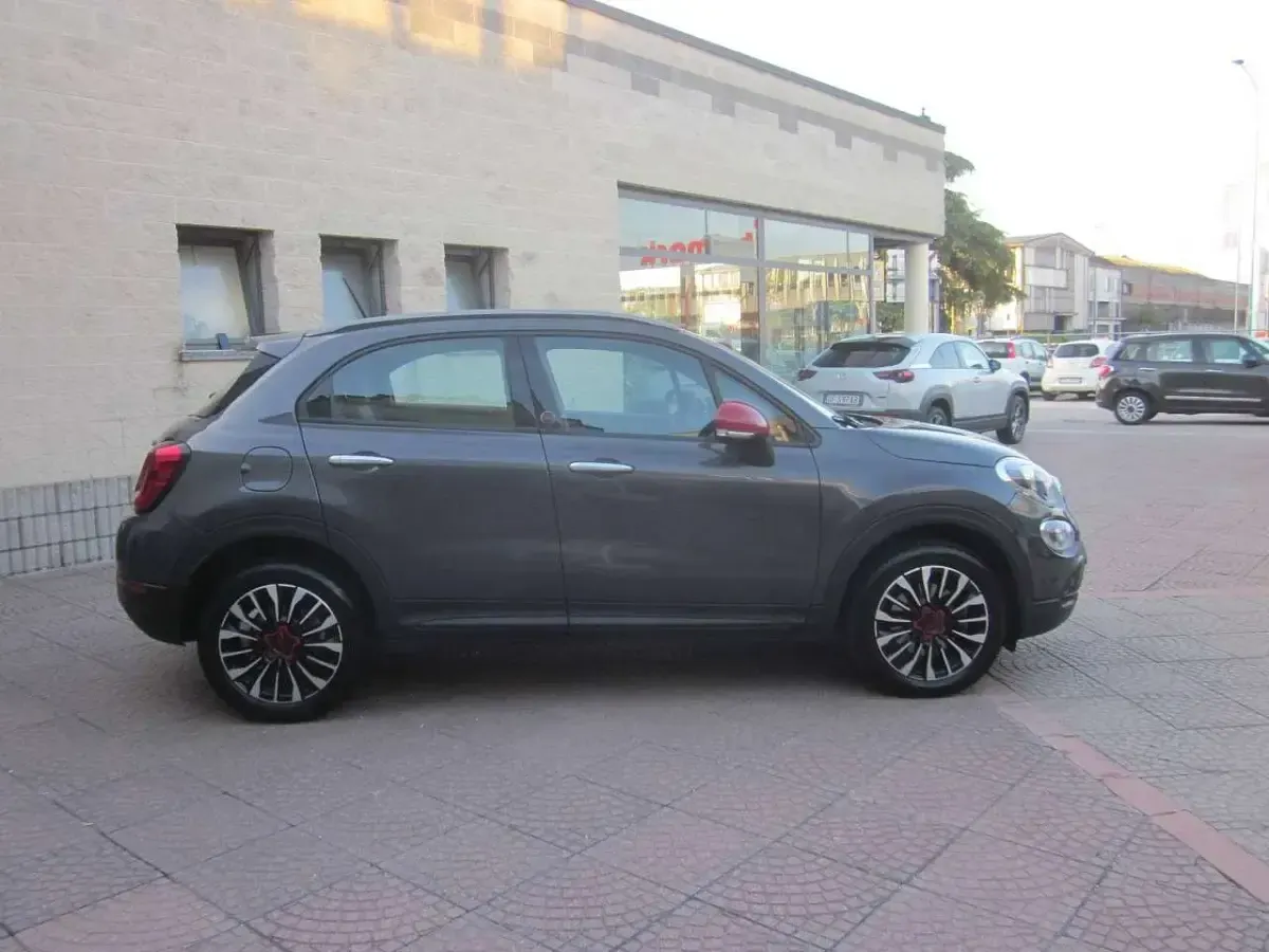 Usata Fiat 500X Red 131 CV (96 kW) 2023 Grigio SUV
