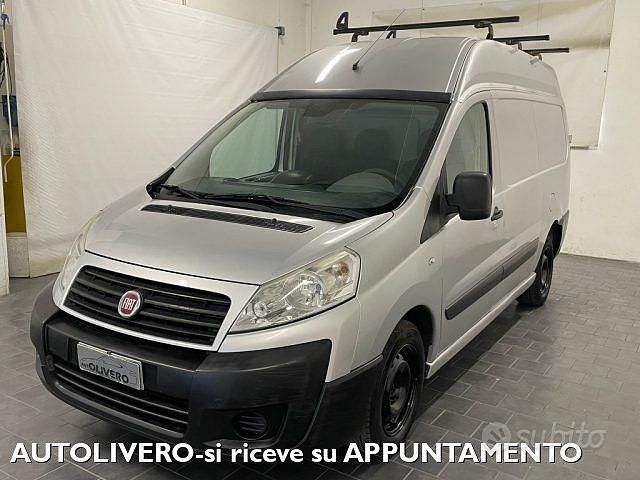 Occasion Fiat Scudo 120 ch (88 kW) 2008 Gris Van