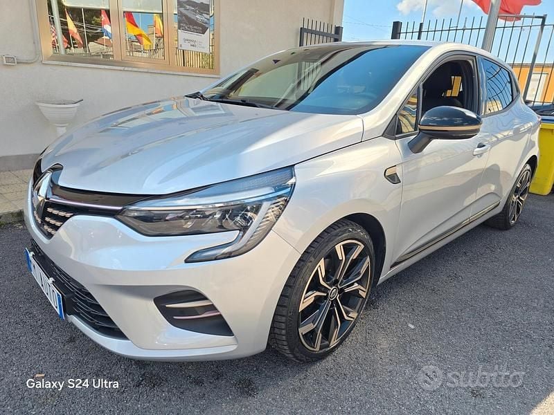 Usata Renault Clio V Evolution 100 CV (73 kW) 2023 Grigio Berlina