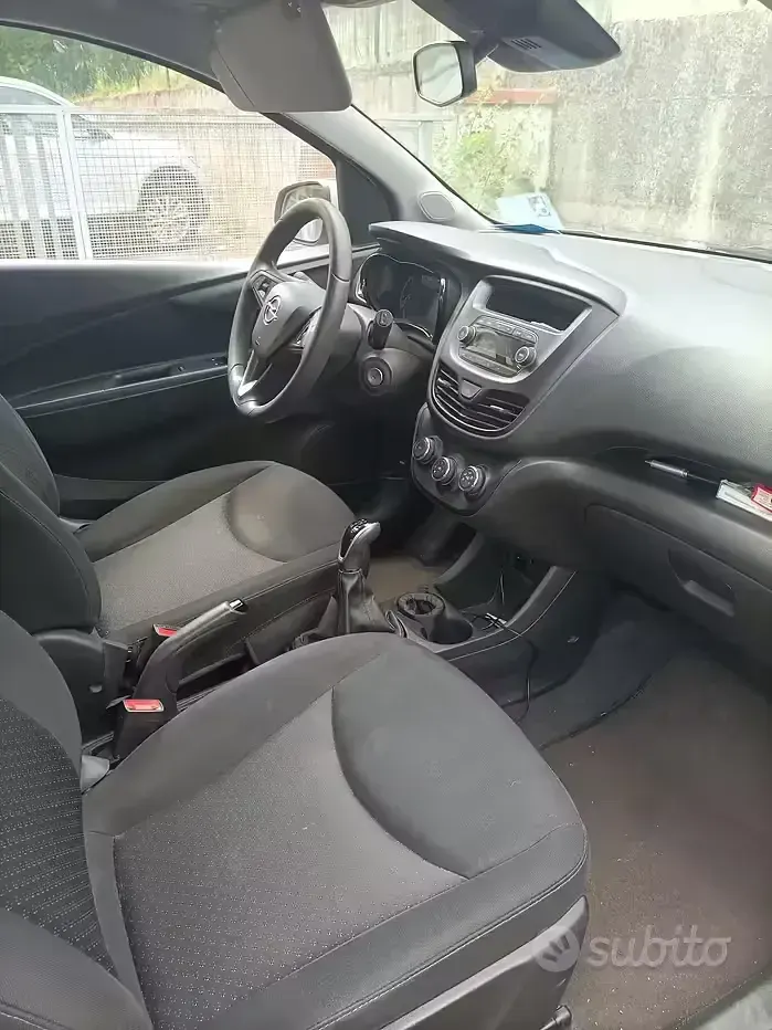 Usata Opel Karl 75 CV (55 kW) 2016 Utilitaria