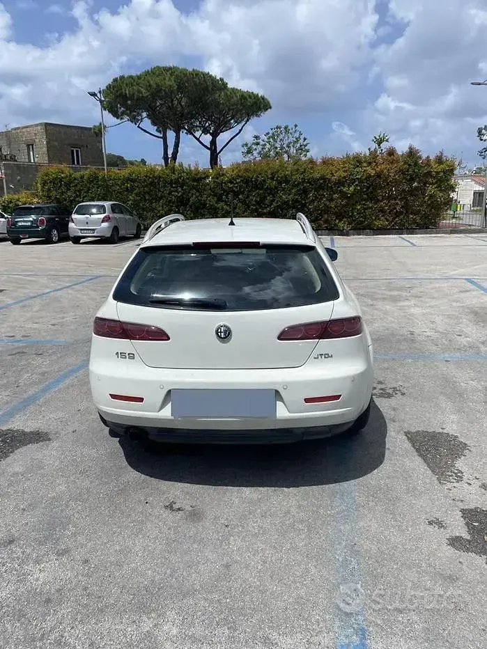 Usata Alfa Romeo 159 136 CV (100 kW) 2011 Bianco Station wagon